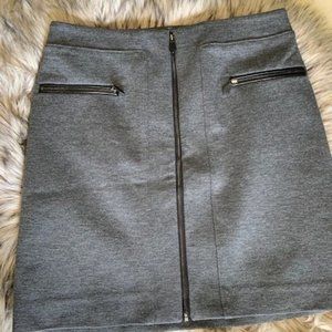 WHBM Gray Skirt size 00 Zip front